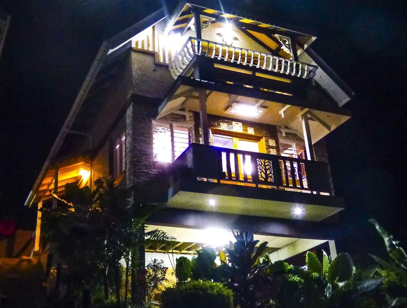 Mouggae Blues Villas Beau Vallon  Seychellen